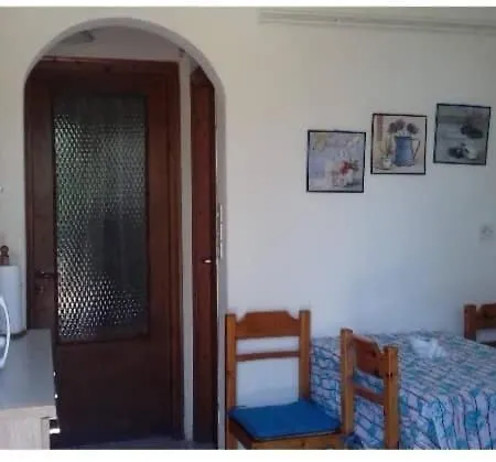 別荘 Katerinas House Kóronos